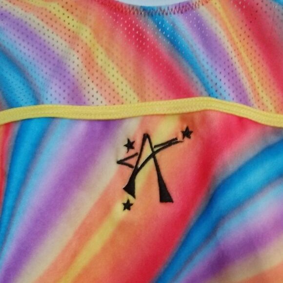 Cute rainbow leotard - Picture 2 of 7
